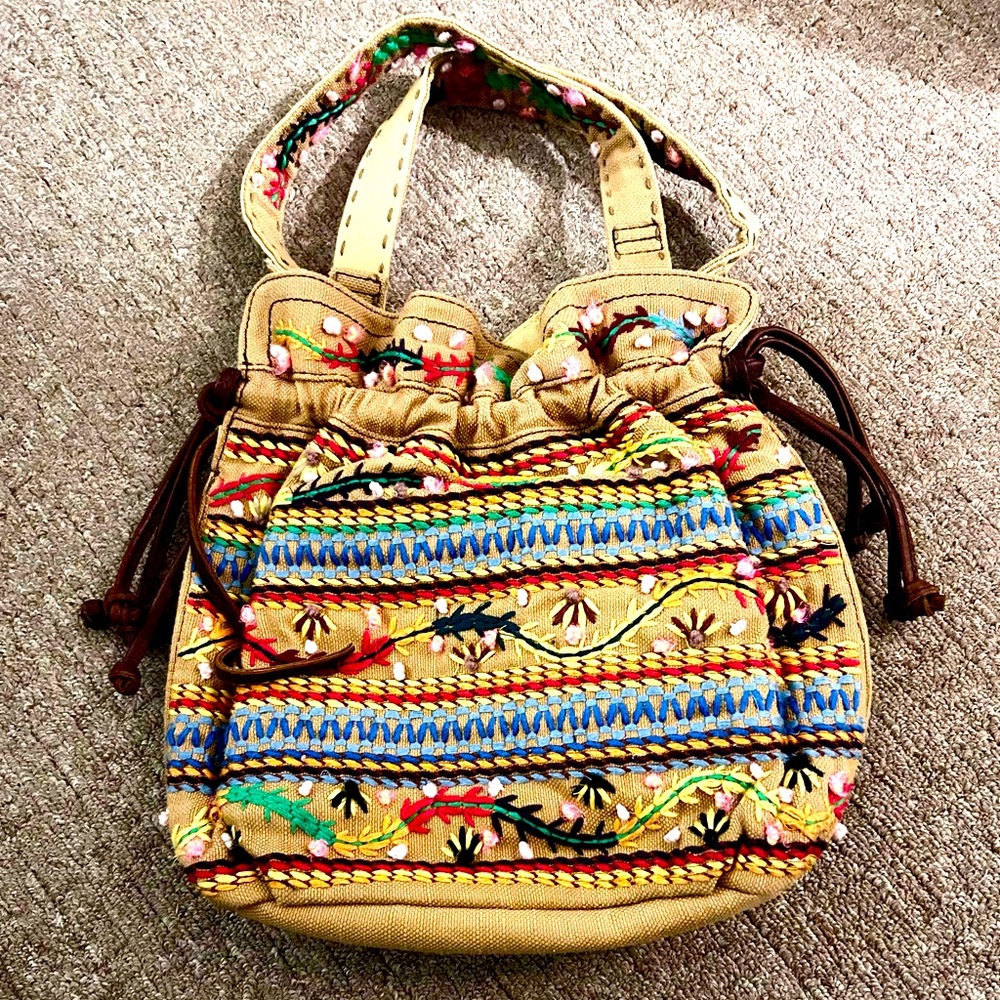 Lucky Brand Vintage Y2K Boho Floral Embroidered Shoulder or Hand Bag